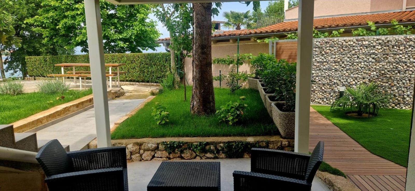Studio Malinska, 30M From The Beach エクステリア 写真